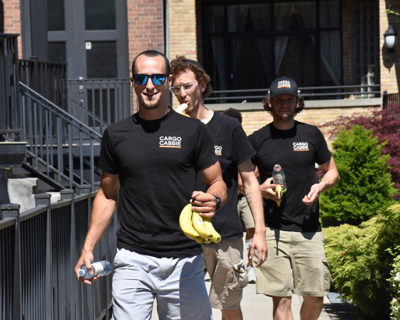 Hiring Professional Movers in Toronto Hiring Professional Movers in Toronto